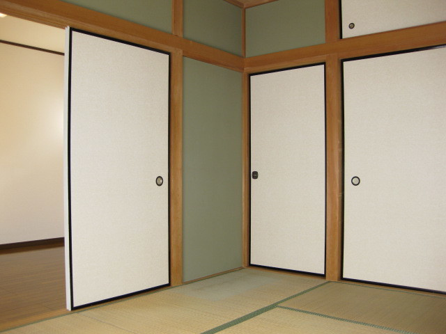 ケーエム不動産アパート写真