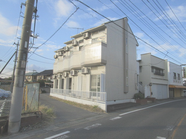 ケーエム不動産アパート写真