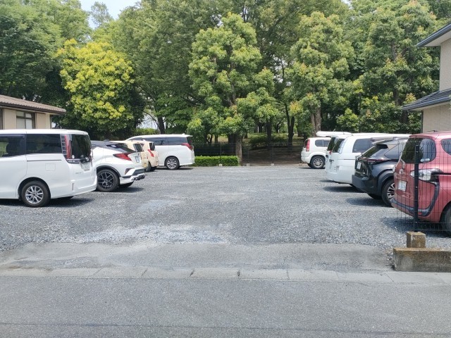 上柴駐車場