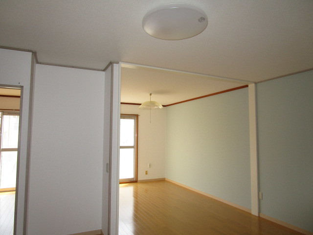 ケーエム不動産アパート写真