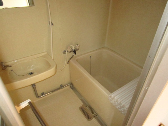 ケーエム不動産アパート写真